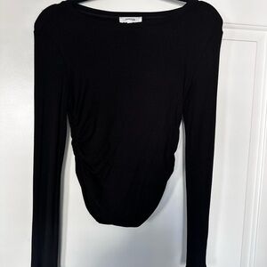 Black Long-Sleeve Ribbed Side-Ruched Tee